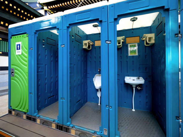 Best Portable restroom trailer rental  in Baileyton, AL